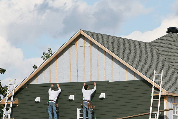 Professional Siding Replacement technician working in Bethany, CT